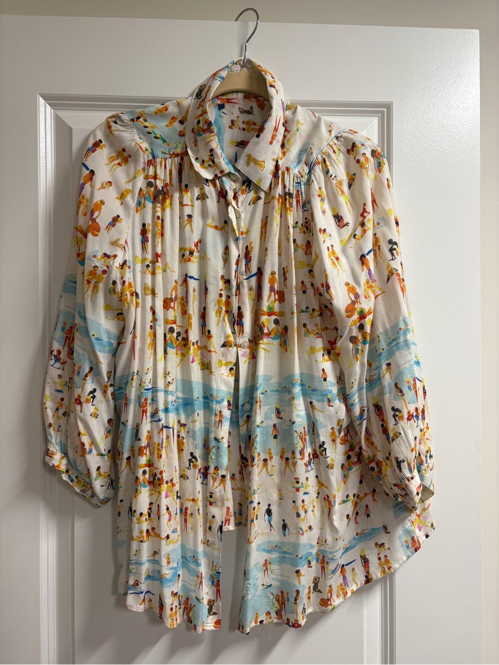 Beach Print Button Front Blouse Size Medium